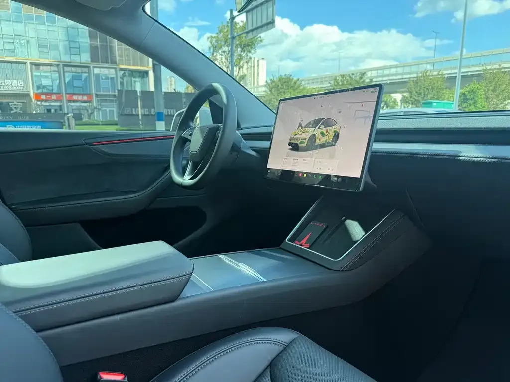 Tesla Model Y — фото 7