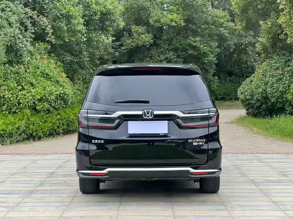Honda Elysion — фото 7