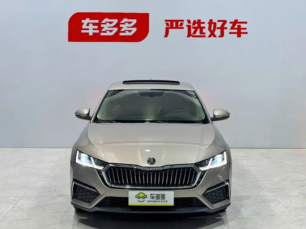 Skoda Octavia — фото 9