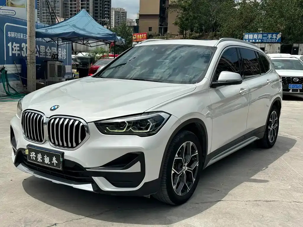 BMW X1 — фото 1