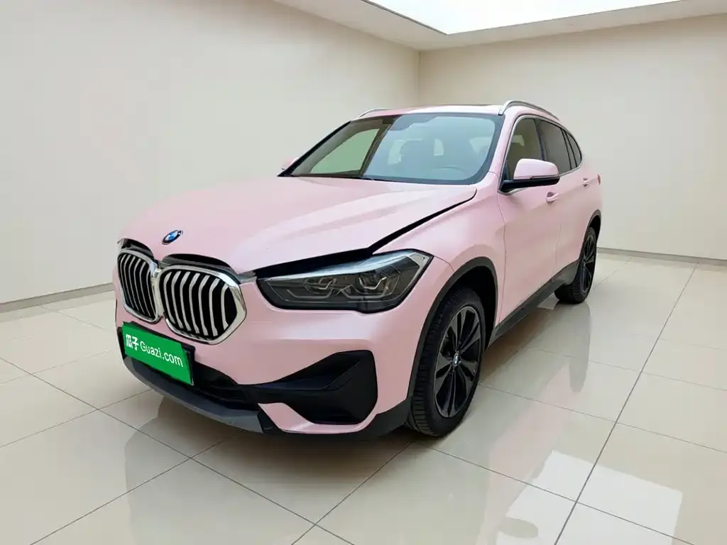 BMW X1 — фото 1