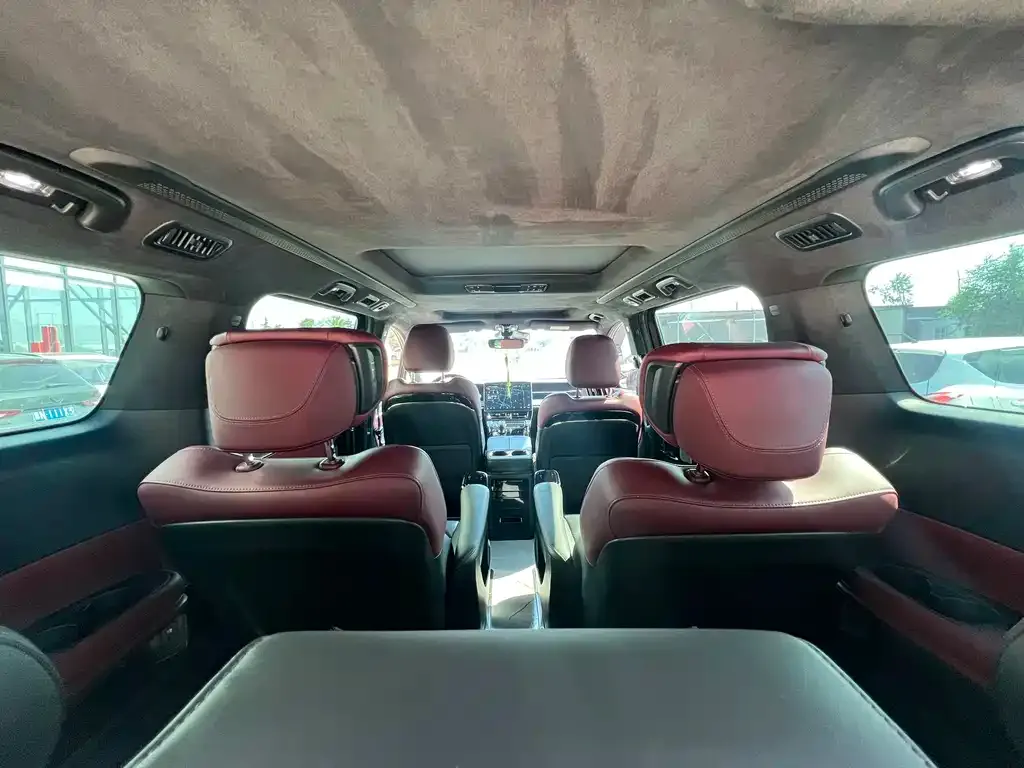 GAC Motor Trumpchi M8 — фото 8