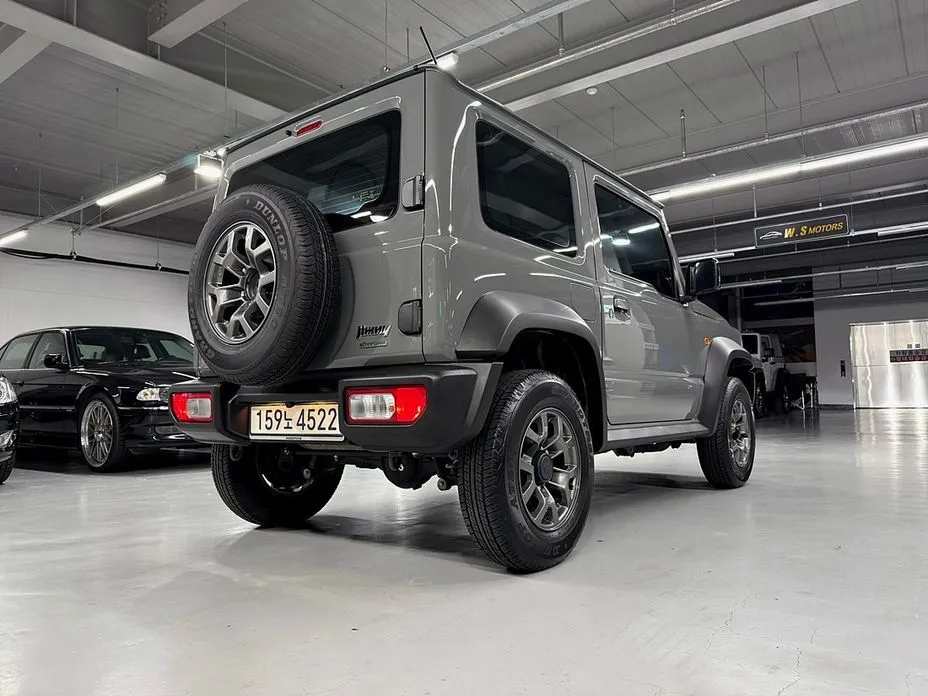 Suzuki Jimny — фото 8