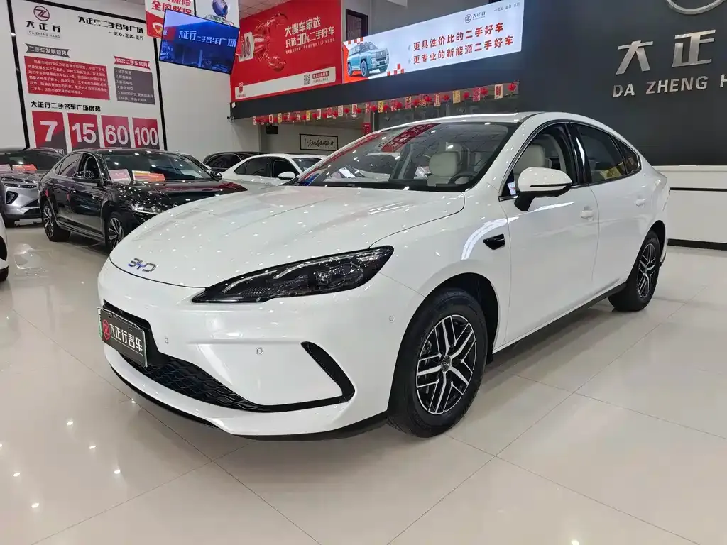 BYD Seal 05 DM-i — фото 1