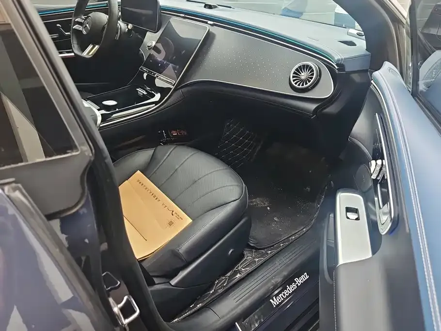 Mercedes-Benz EQE — фото 6