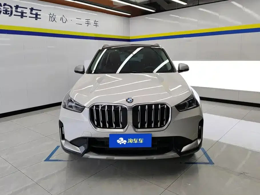 BMW X1 — фото 10