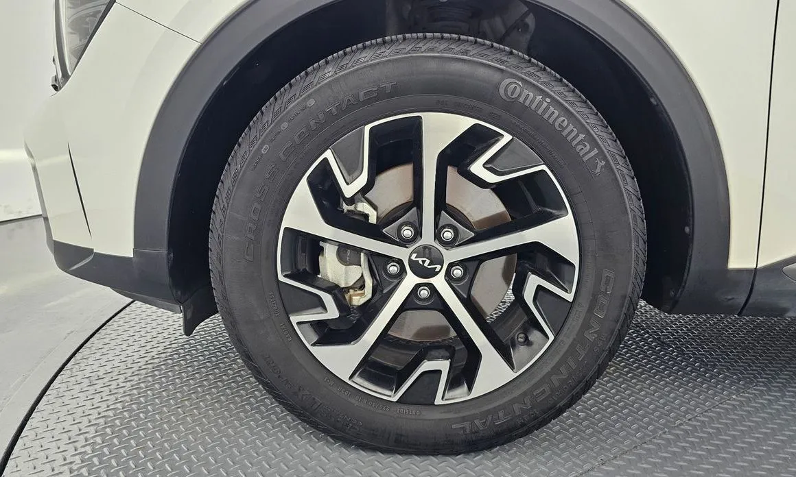 Kia Sportage — фото 8