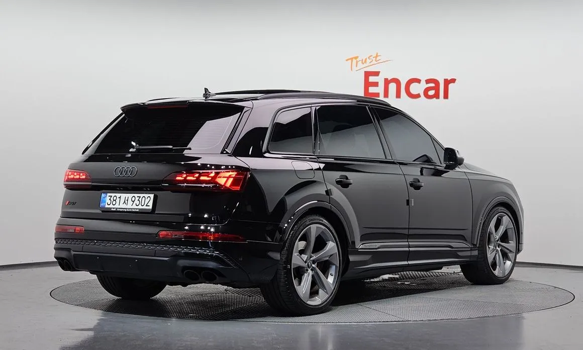 Audi SQ7 — фото 5