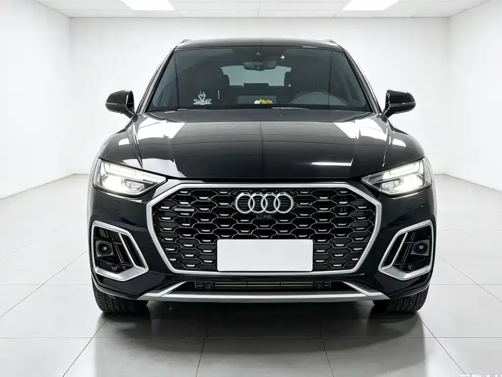Audi Q5L Sportback — фото 7
