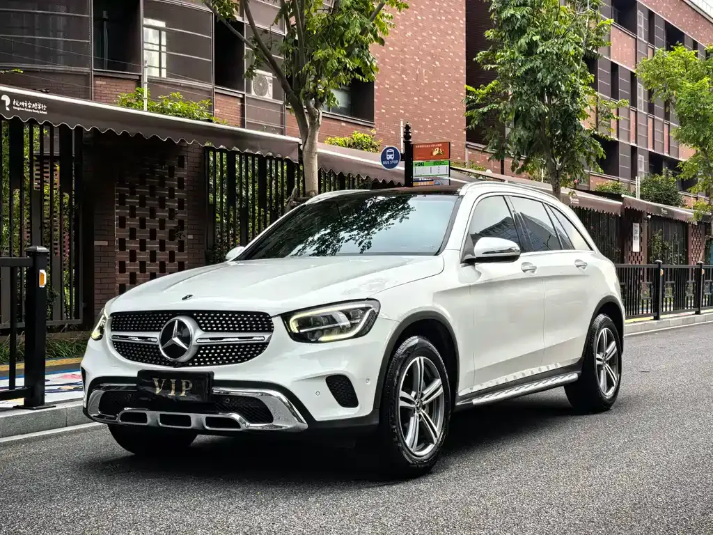 Mercedes-Benz GLC — фото 1