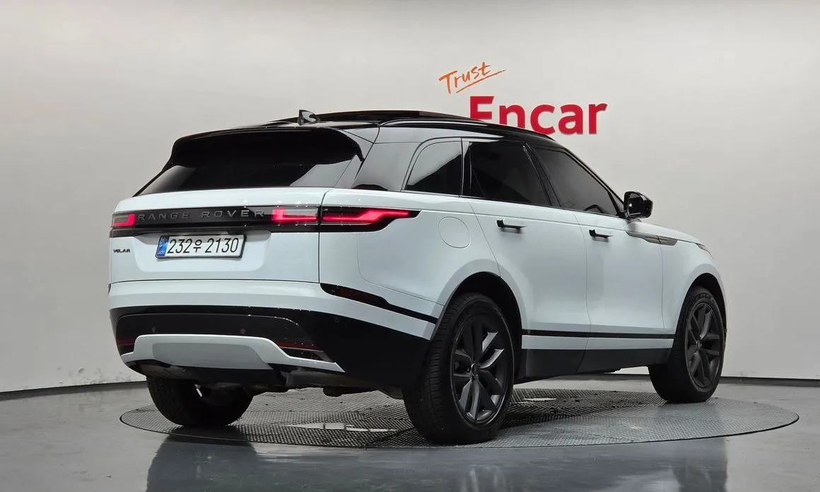 Land Rover Range Rover Velar — фото 6