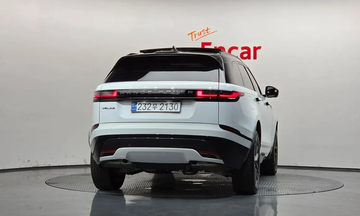 Land Rover Range Rover Velar — фото 4