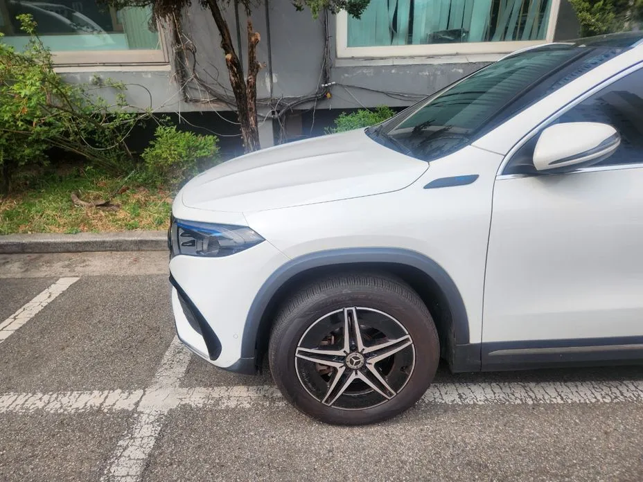 Mercedes-Benz EQA — фото 10