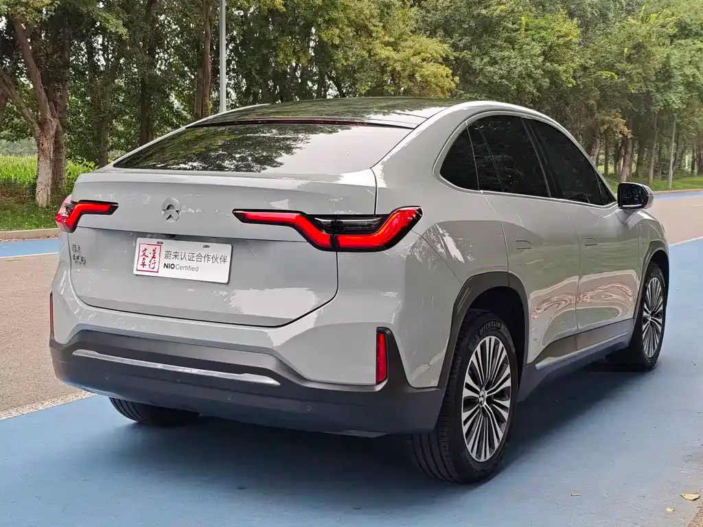 NIO EC6 — фото 10