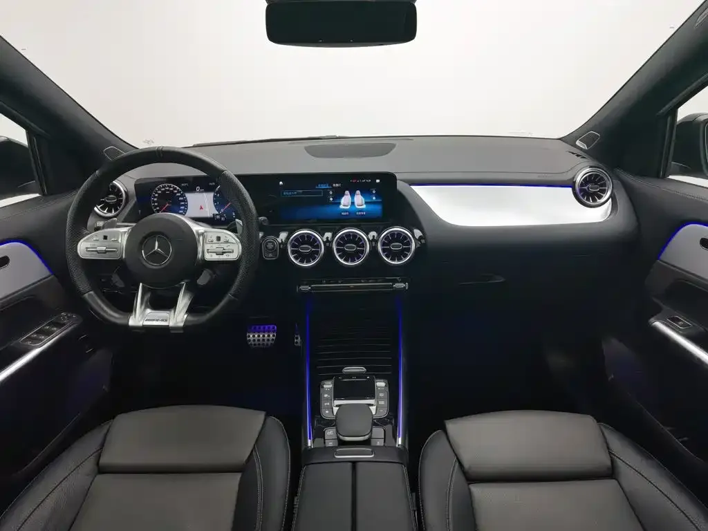 Mercedes-Benz GLA AMG — фото 8