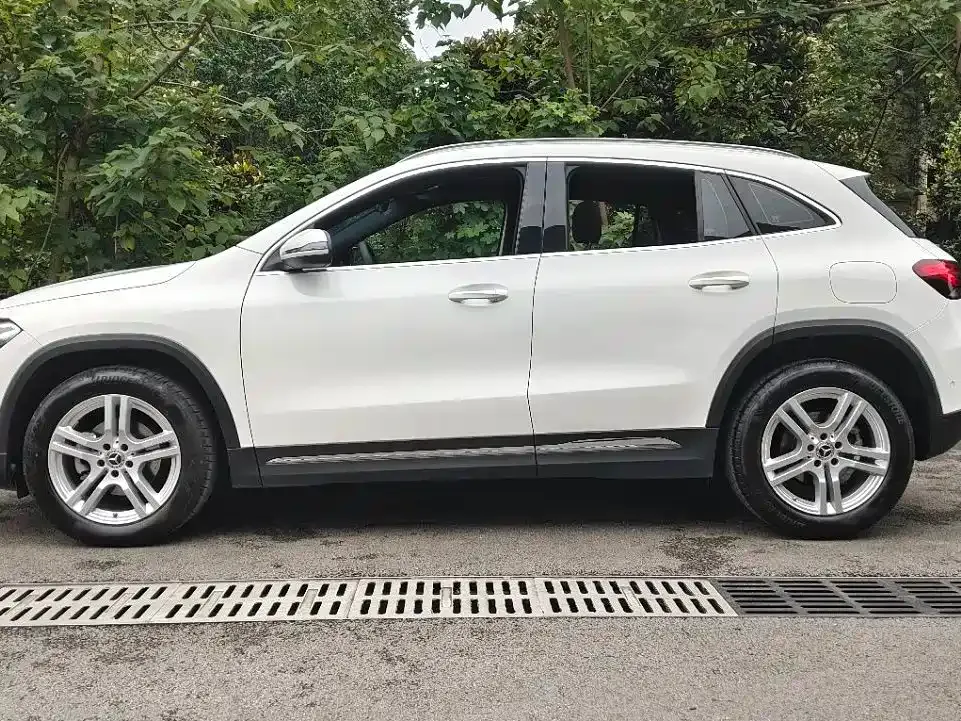 Mercedes-Benz GLA — фото 10