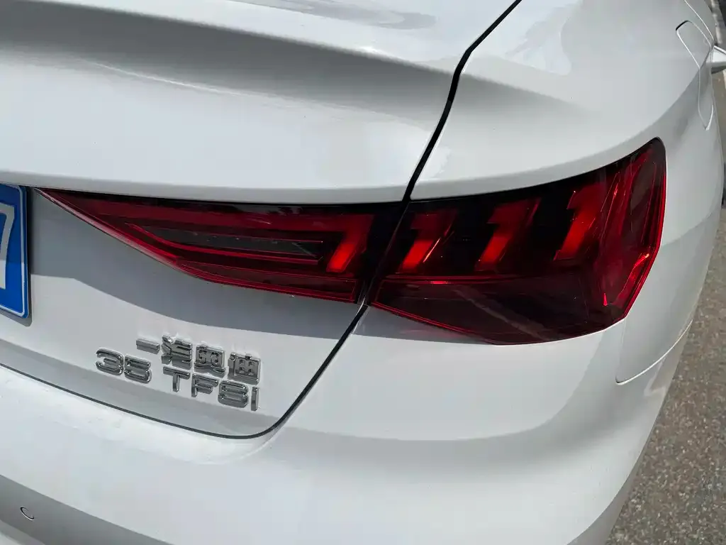 Audi A3 — фото 2