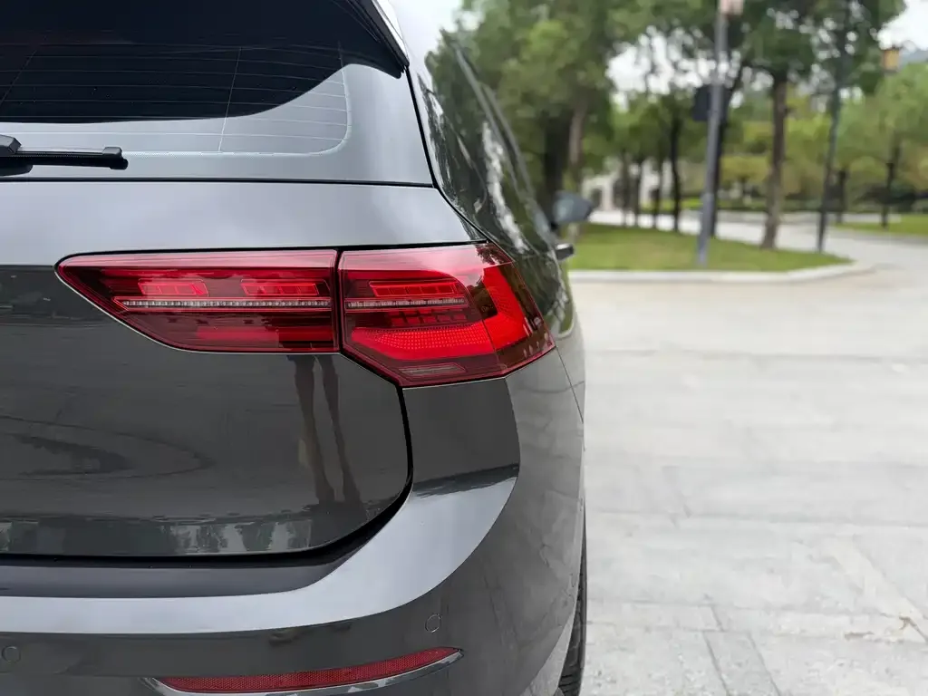 Volkswagen Golf GTI — фото 6
