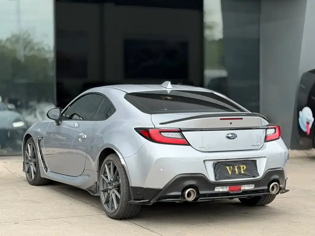 Subaru BRZ — фото 4