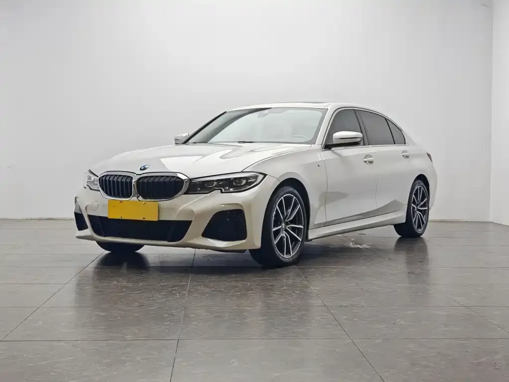 BMW 3 Series — фото 1