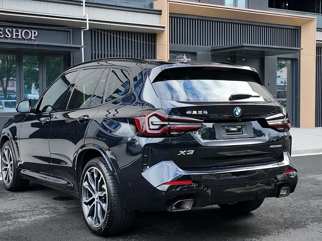 BMW X3 — фото 9