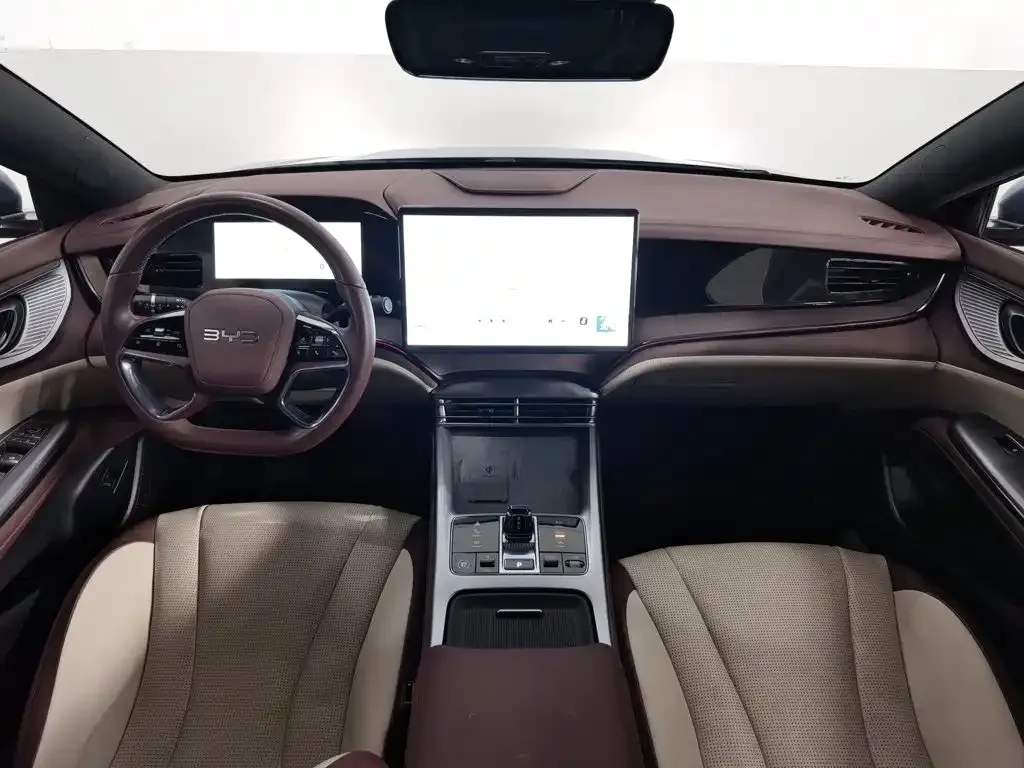 BYD Seal — фото 9