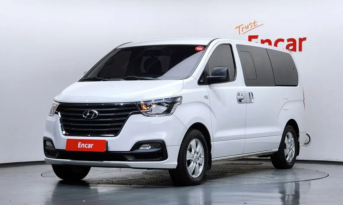 Hyundai Starex Wagon 12-Seater