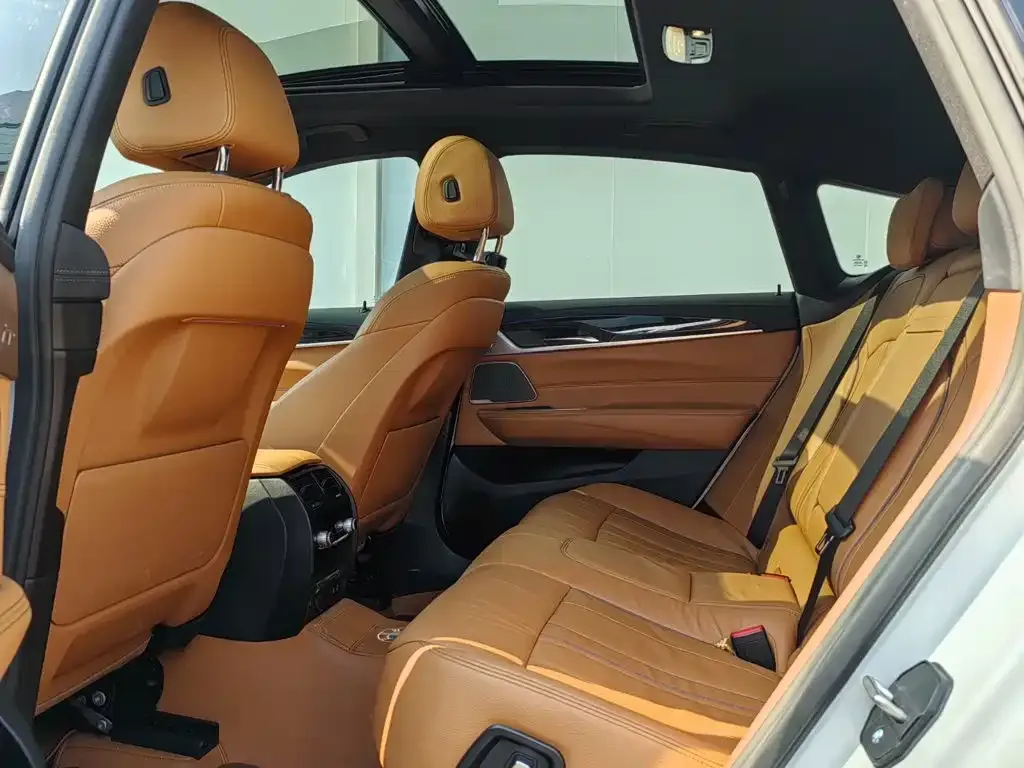 BMW 6 Series GT — фото 2