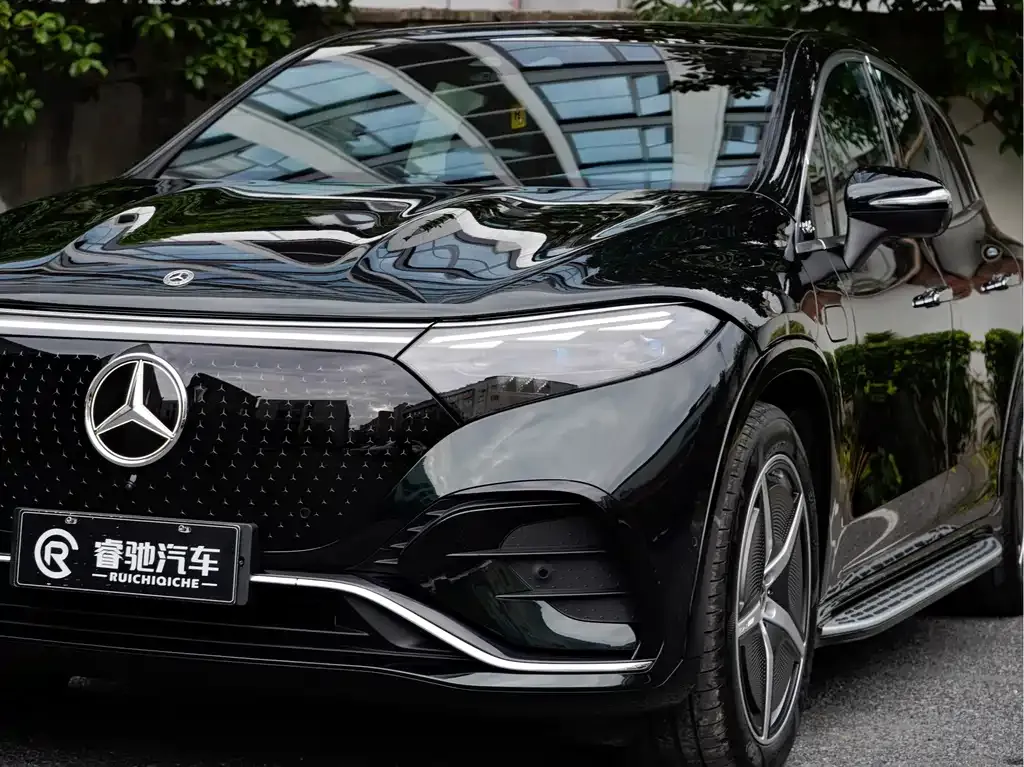Mercedes-Benz EQS SUV — фото 8