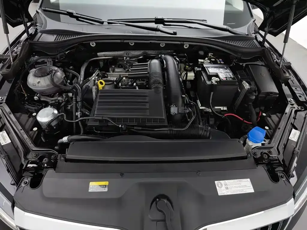 Skoda Superb — фото 10