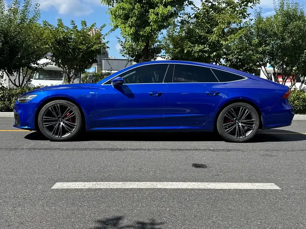 Audi A7 — фото 9