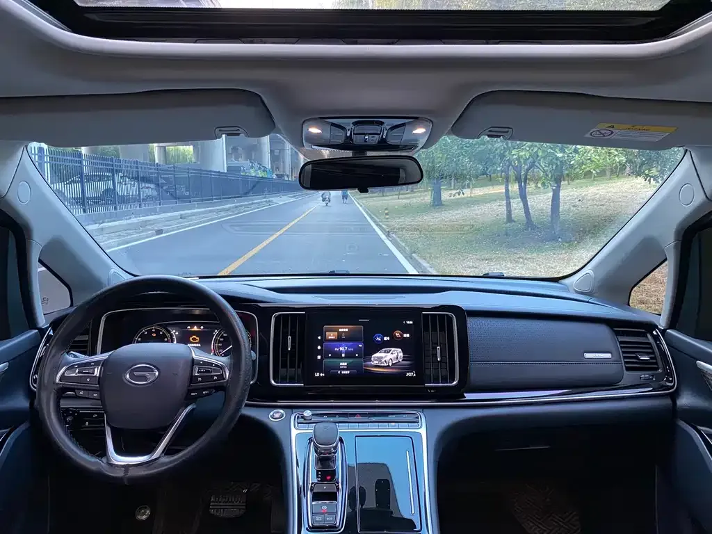 GAC Motor Trumpchi M8 — фото 8