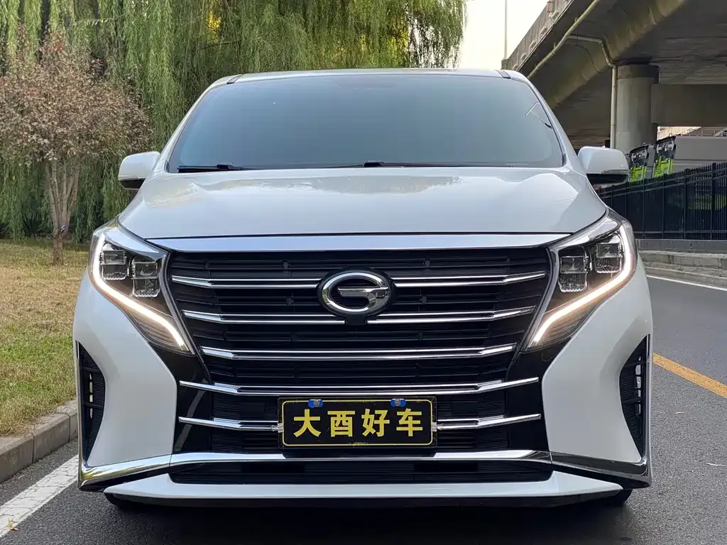 GAC Motor Trumpchi M8 — фото 9