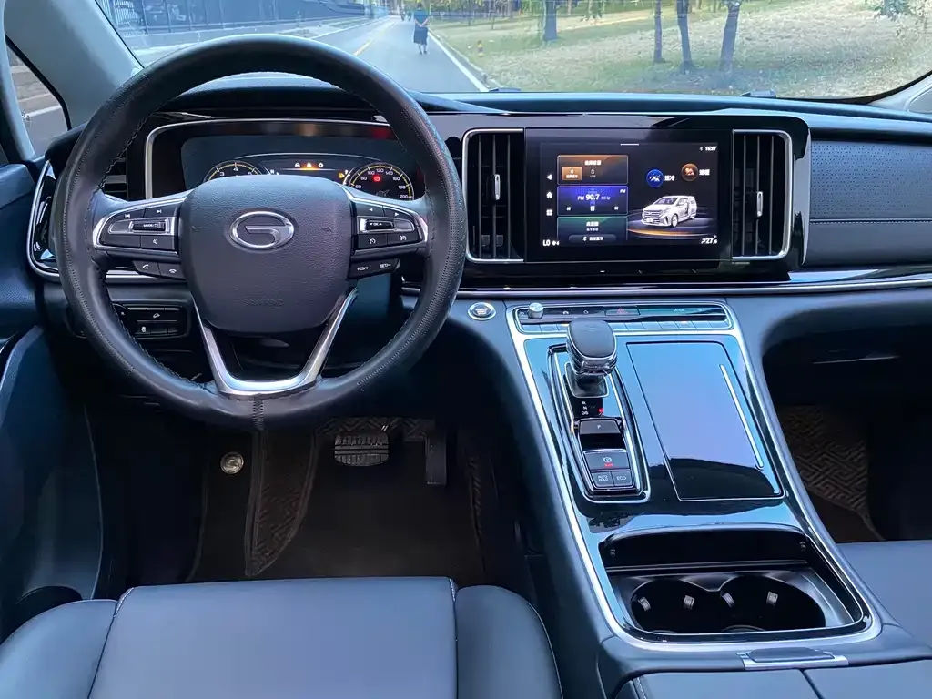 GAC Motor Trumpchi M8 — фото 7