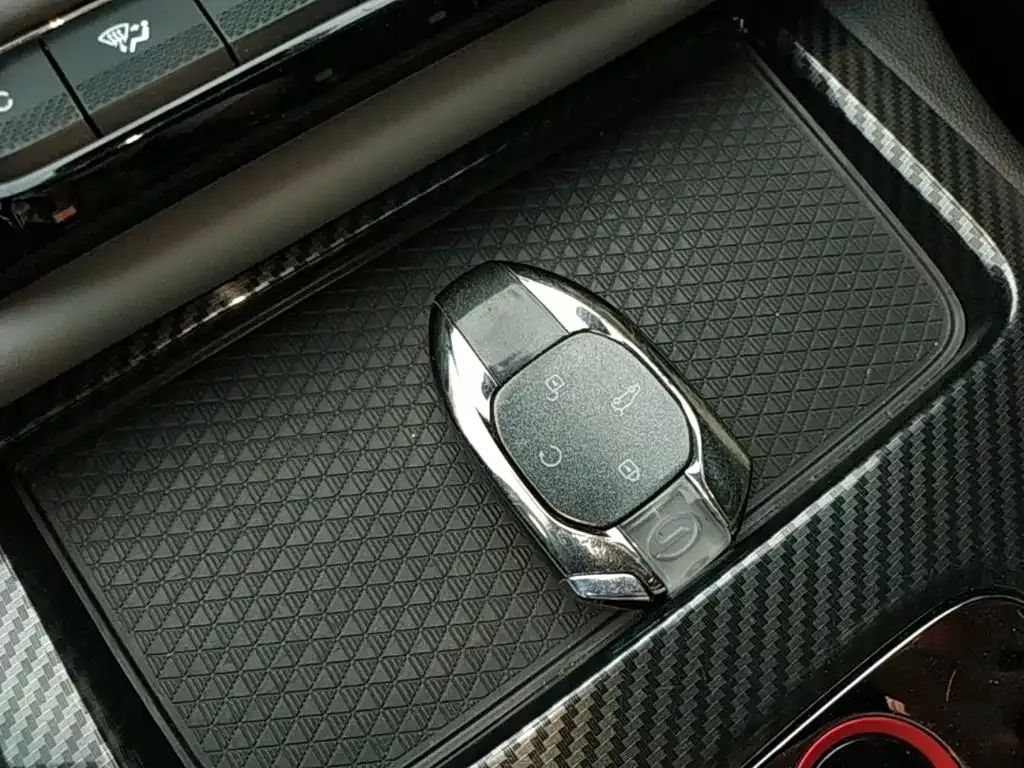 GAC Motor Shadow Leopard — фото 5