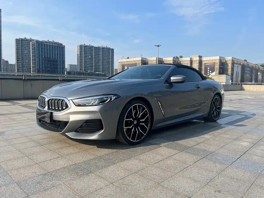 BMW 8 Series 840i Convertible Coupe M Sport 1