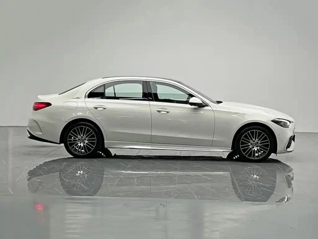 Mercedes-Benz C-Class — фото 10