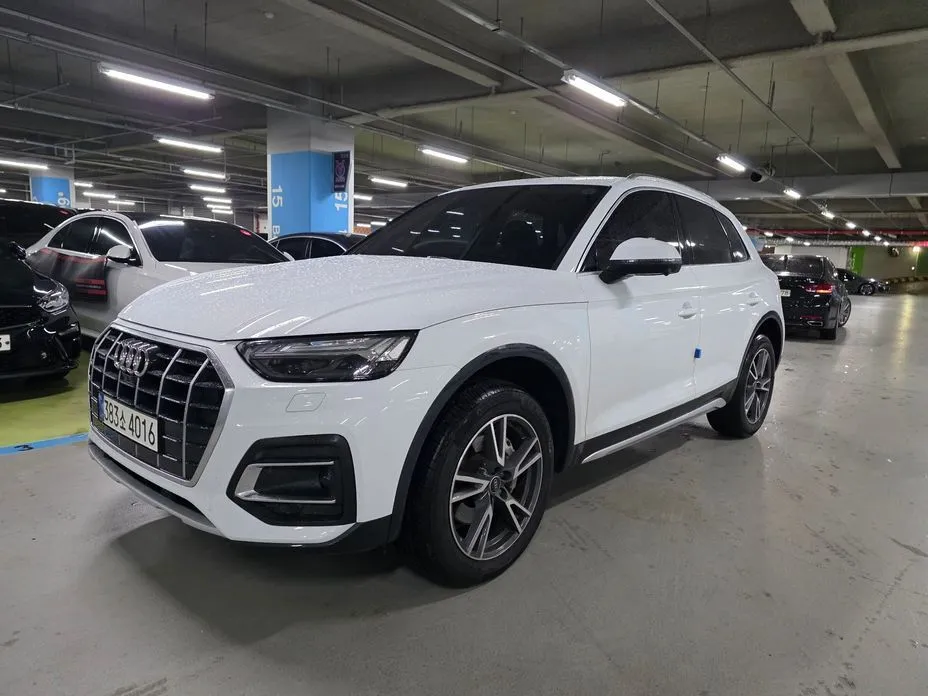 Audi Q5 — фото 1