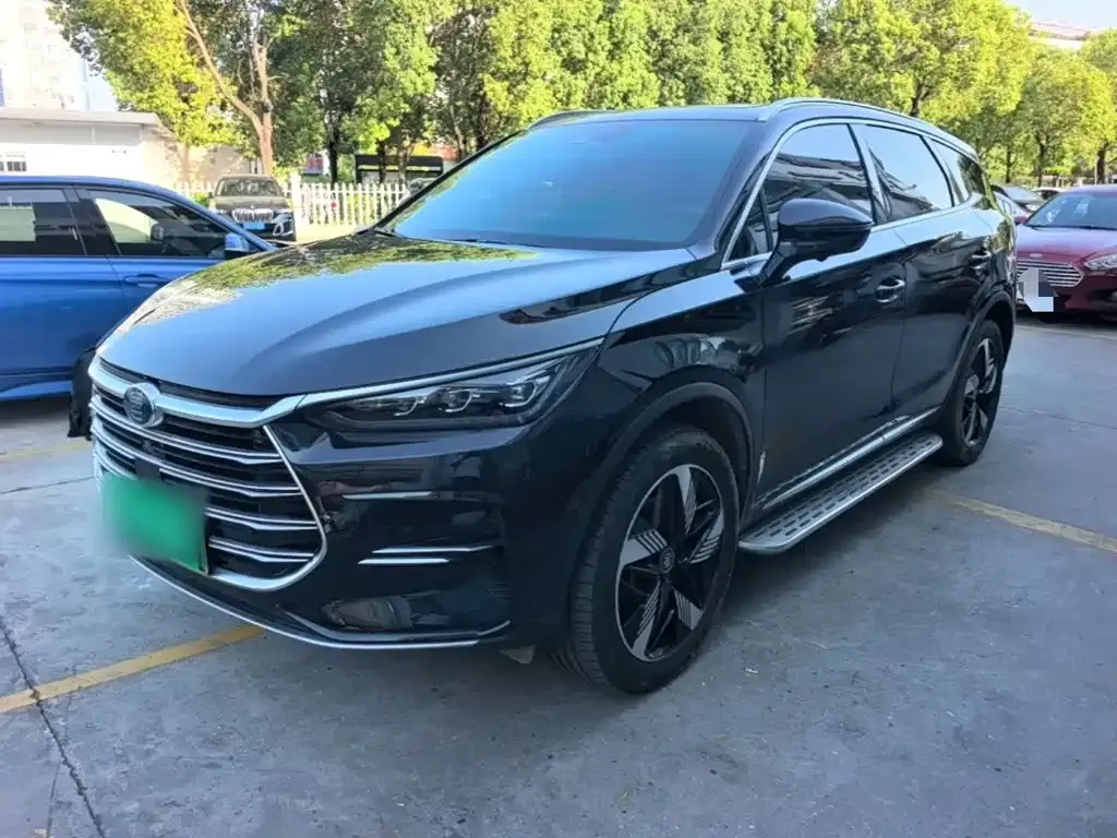 BYD Tang New Energy — фото 1
