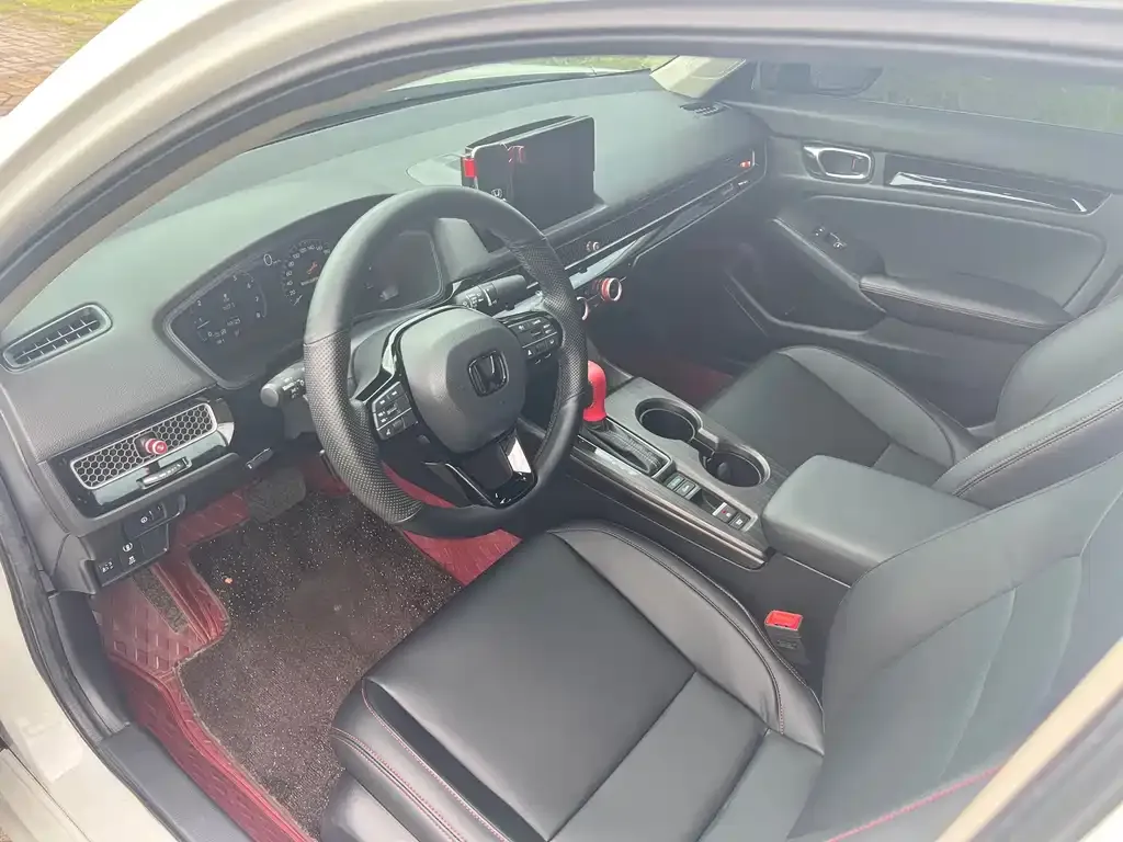 Honda Civic — фото 10