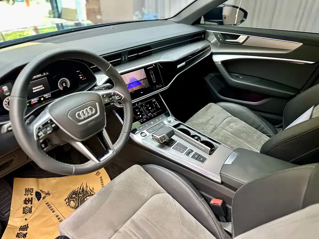 Audi A6L — фото 7