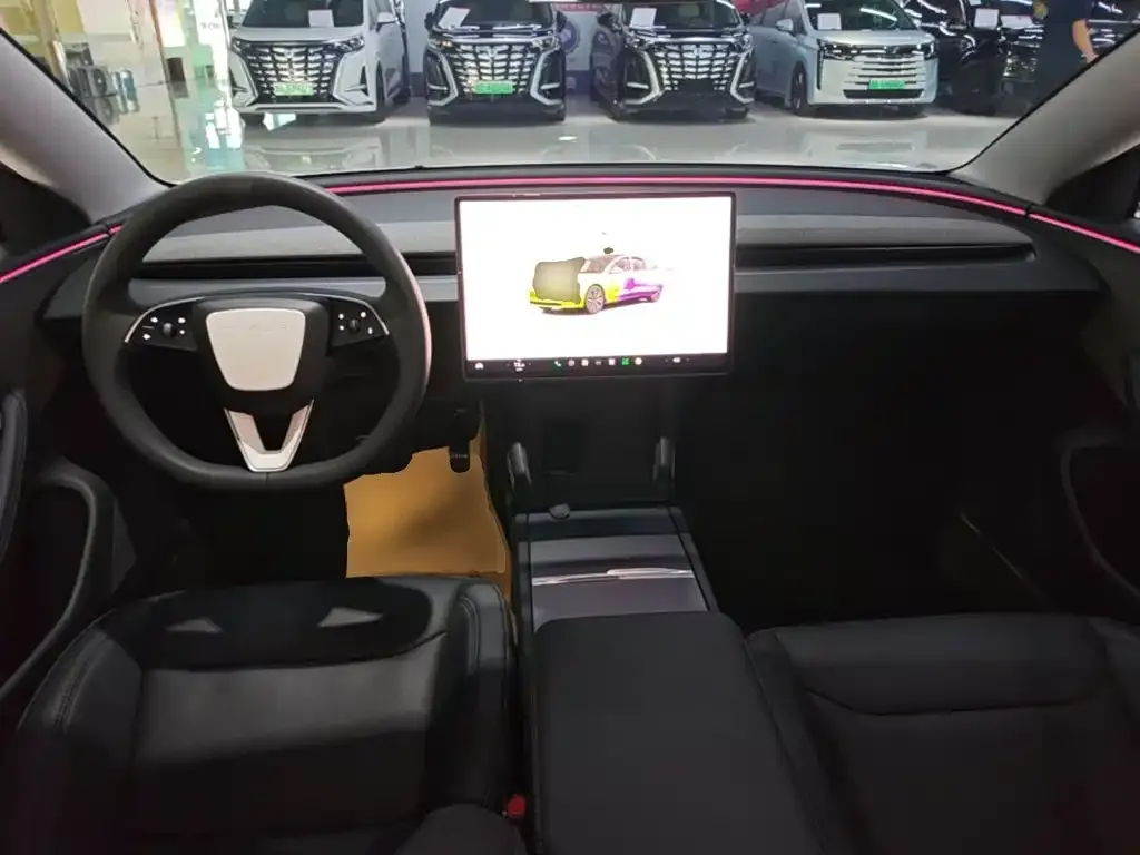 Tesla Model 3 — фото 3