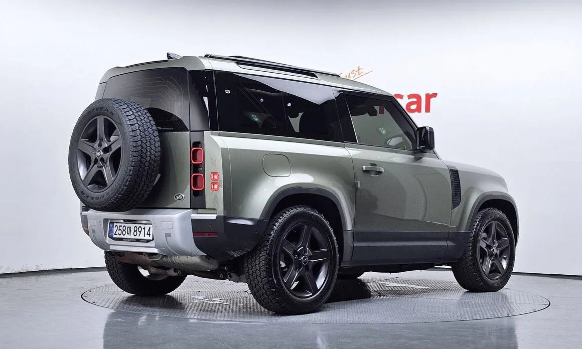 Land Rover Defender — фото 8