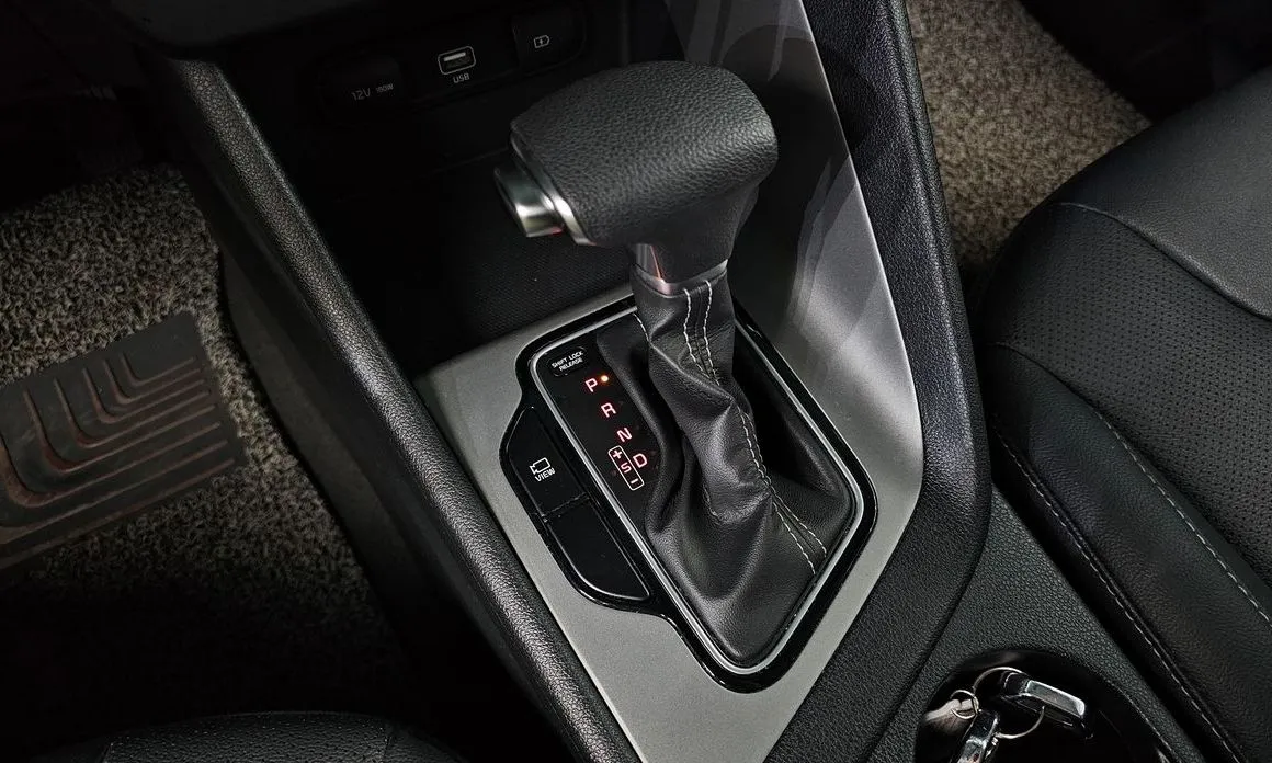 Kia Niro — фото 10