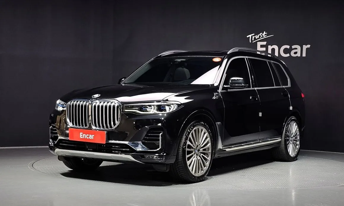 BMW X7 — фото 1