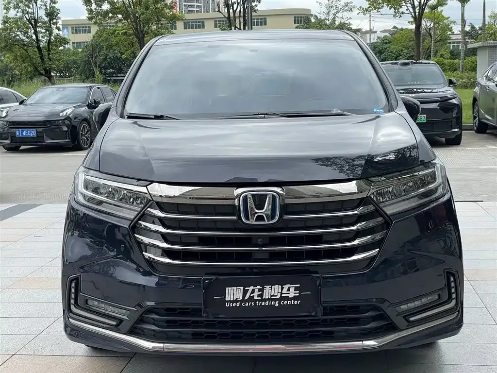 Honda Odyssey — фото 9