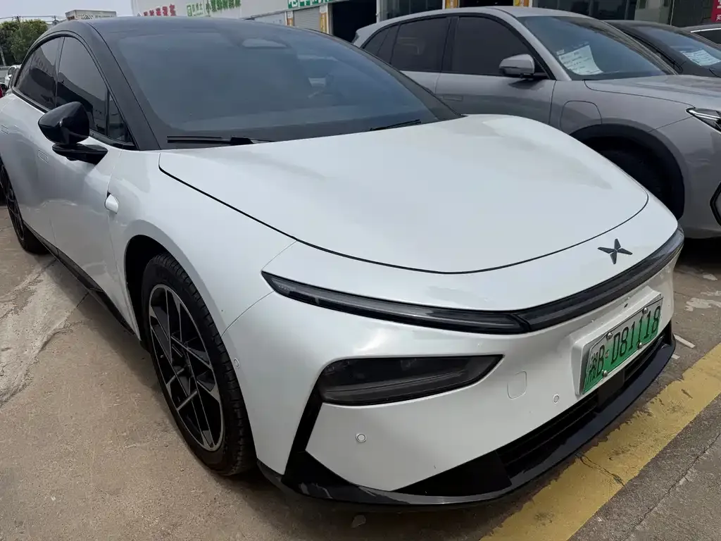 XPeng P7+ — фото 1