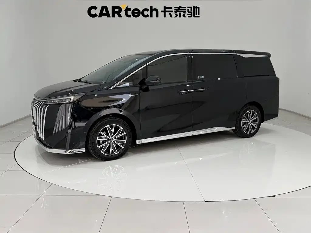 GAC Motor Trumpchi M8 — фото 1