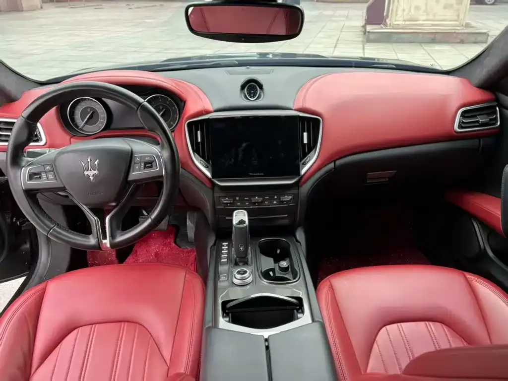 Maserati Ghibli — фото 6