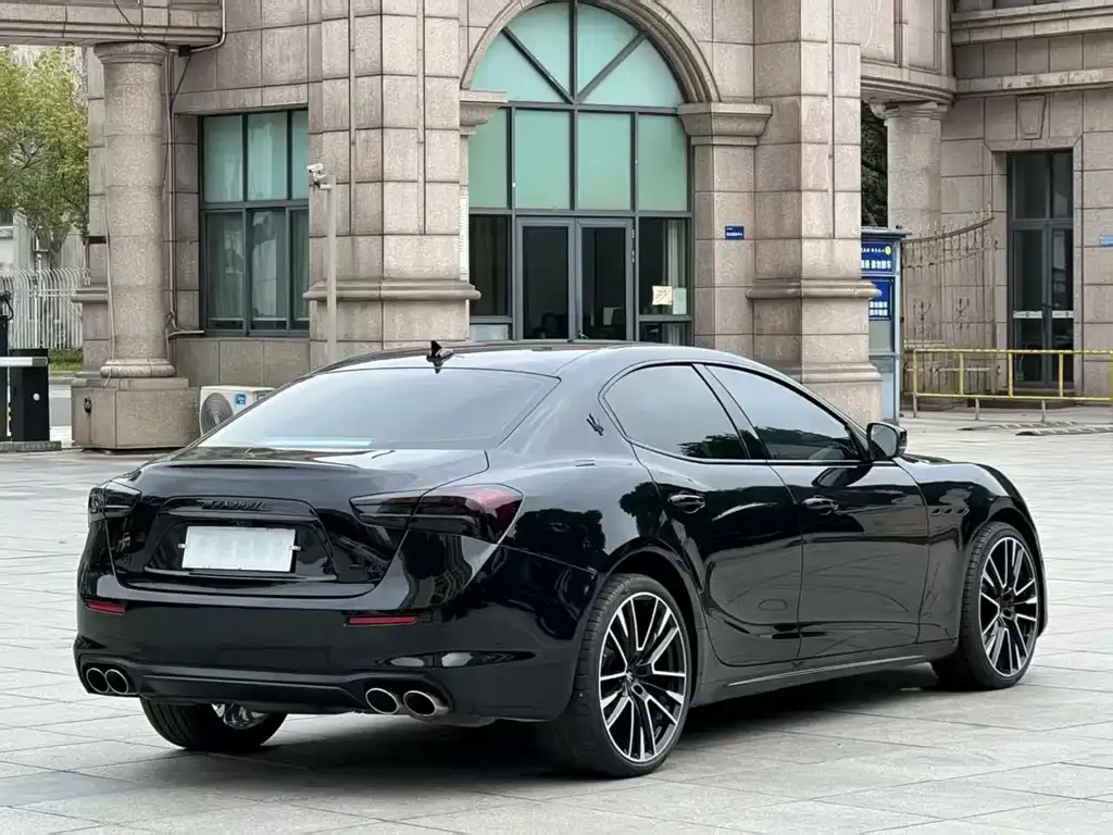 Maserati Ghibli — фото 5